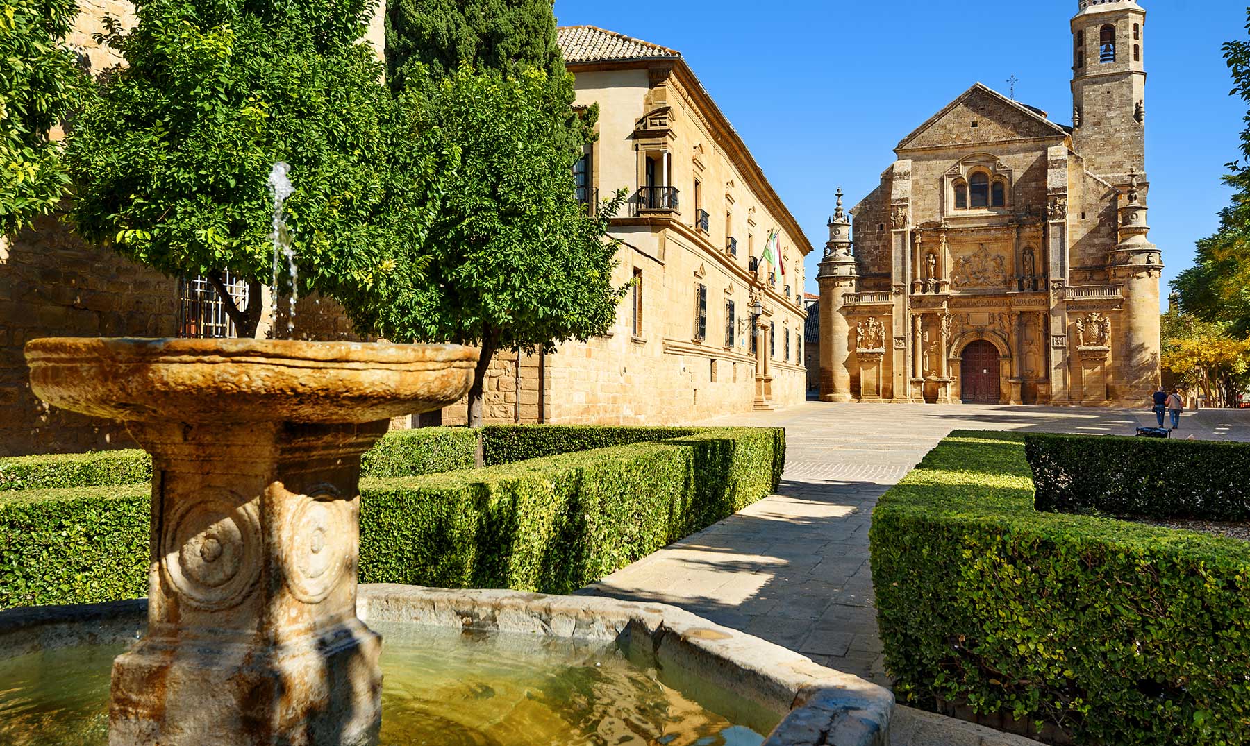 UBEDA ANDALUCIA CRUCEROS EN TREN AL ANDALUS TREN DE LUJO LUXURY TRAIN AL ANDALUS TRAIN CRUISES #Ubeda #TrenesDeLujo #TrenAlAndalus #AlAndalusTrain #AlAndalus